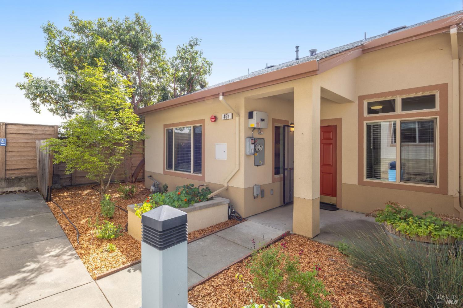 455 Sequoia Lane